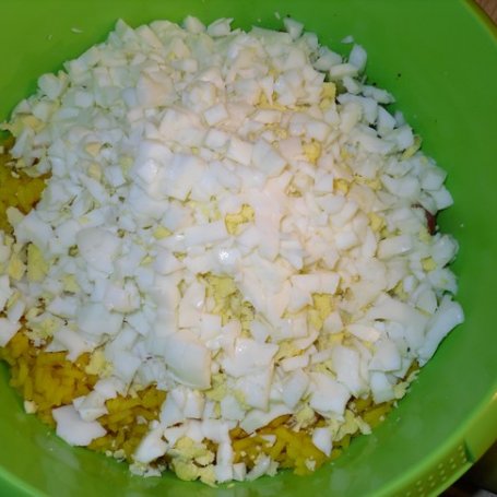 Krok 3 - Sałatka z barwionym ryżem foto