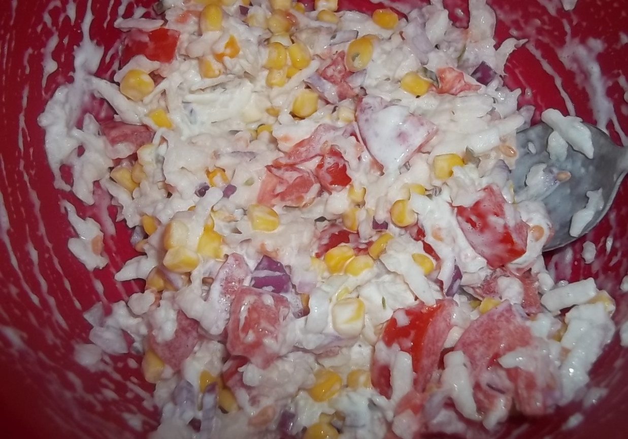 Sałatka z białą rzodkwią foto