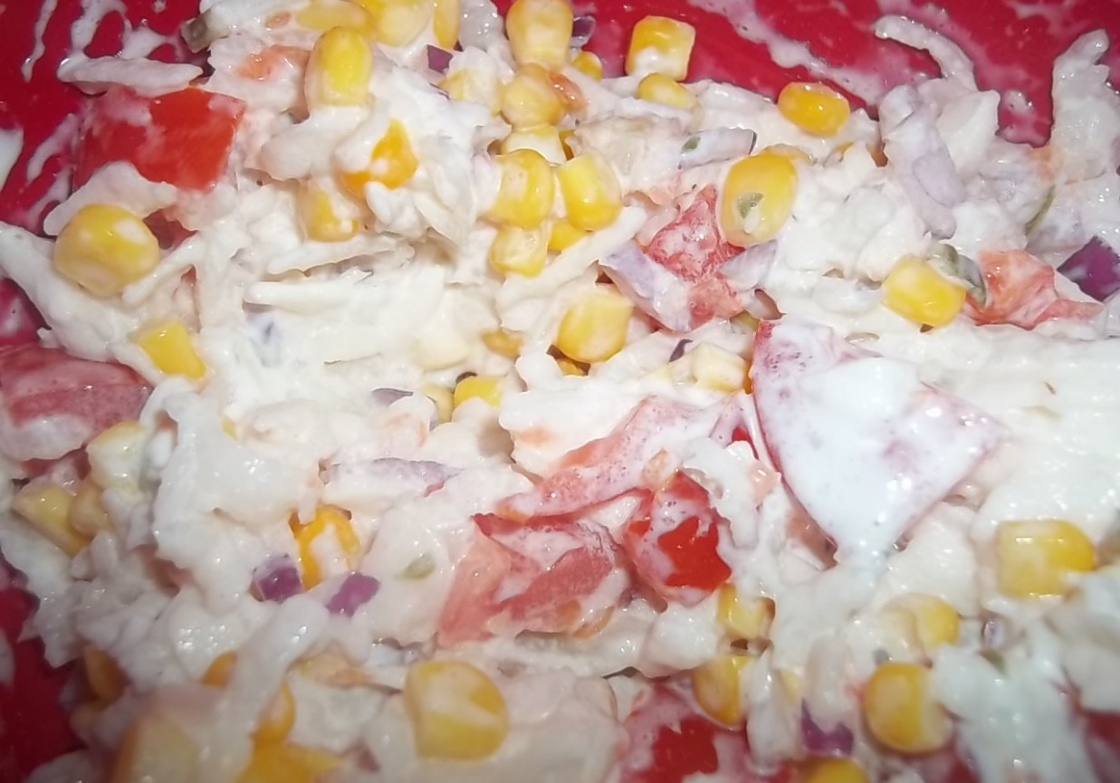 Sałatka z białą rzodkwią foto