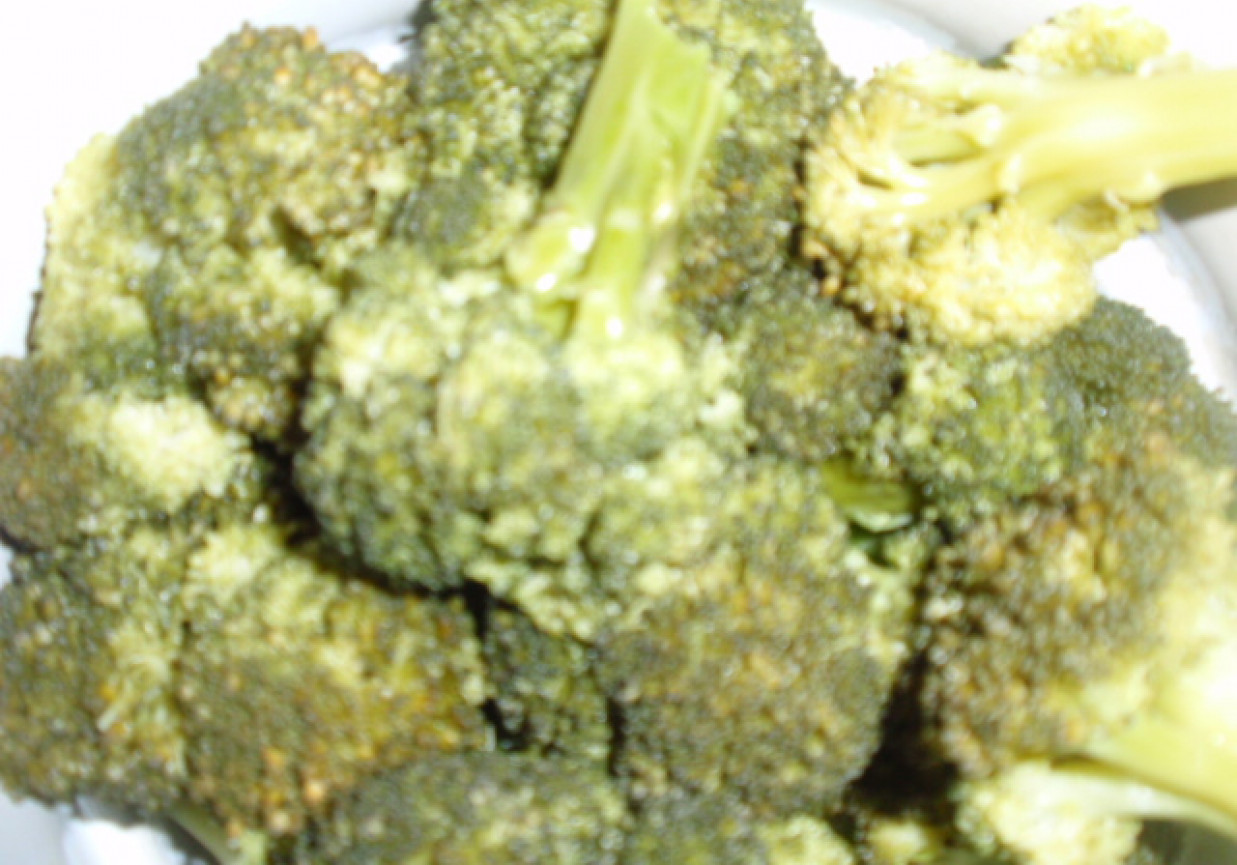 Sałatka z brokuła foto