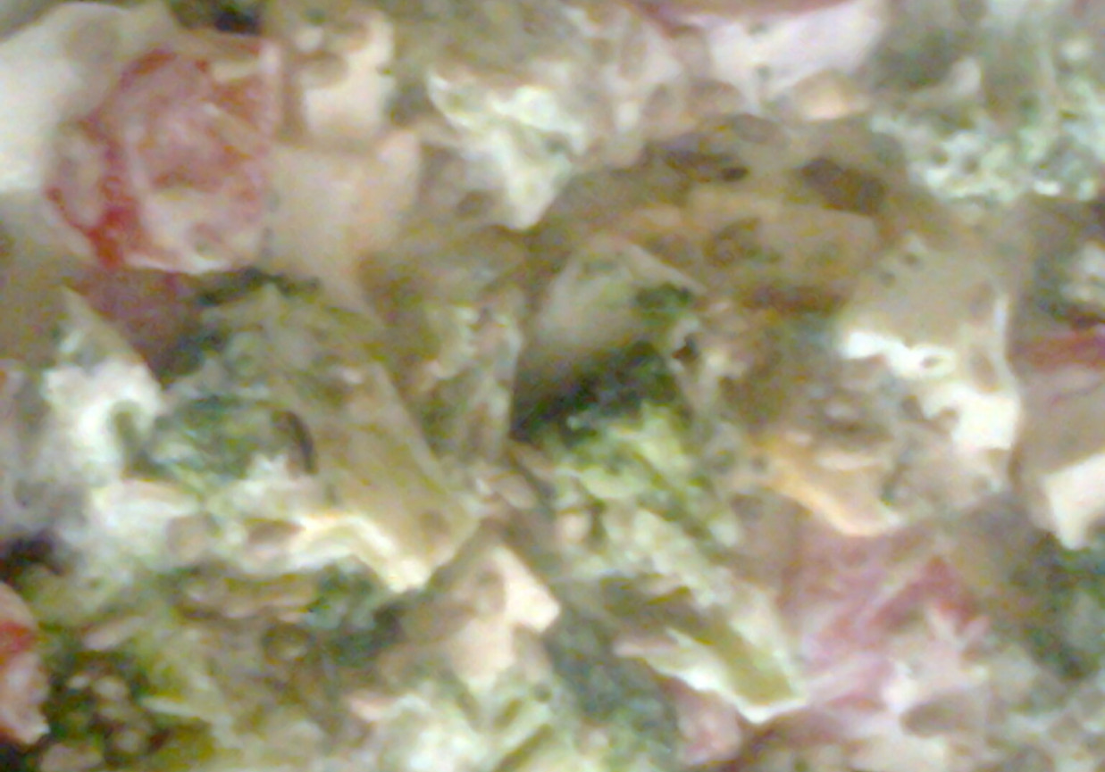 Sałatka z brokułami. foto
