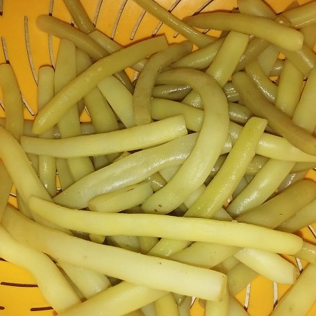Krok 1 - Sałatka z dodatkiem fasolki szparagowej foto