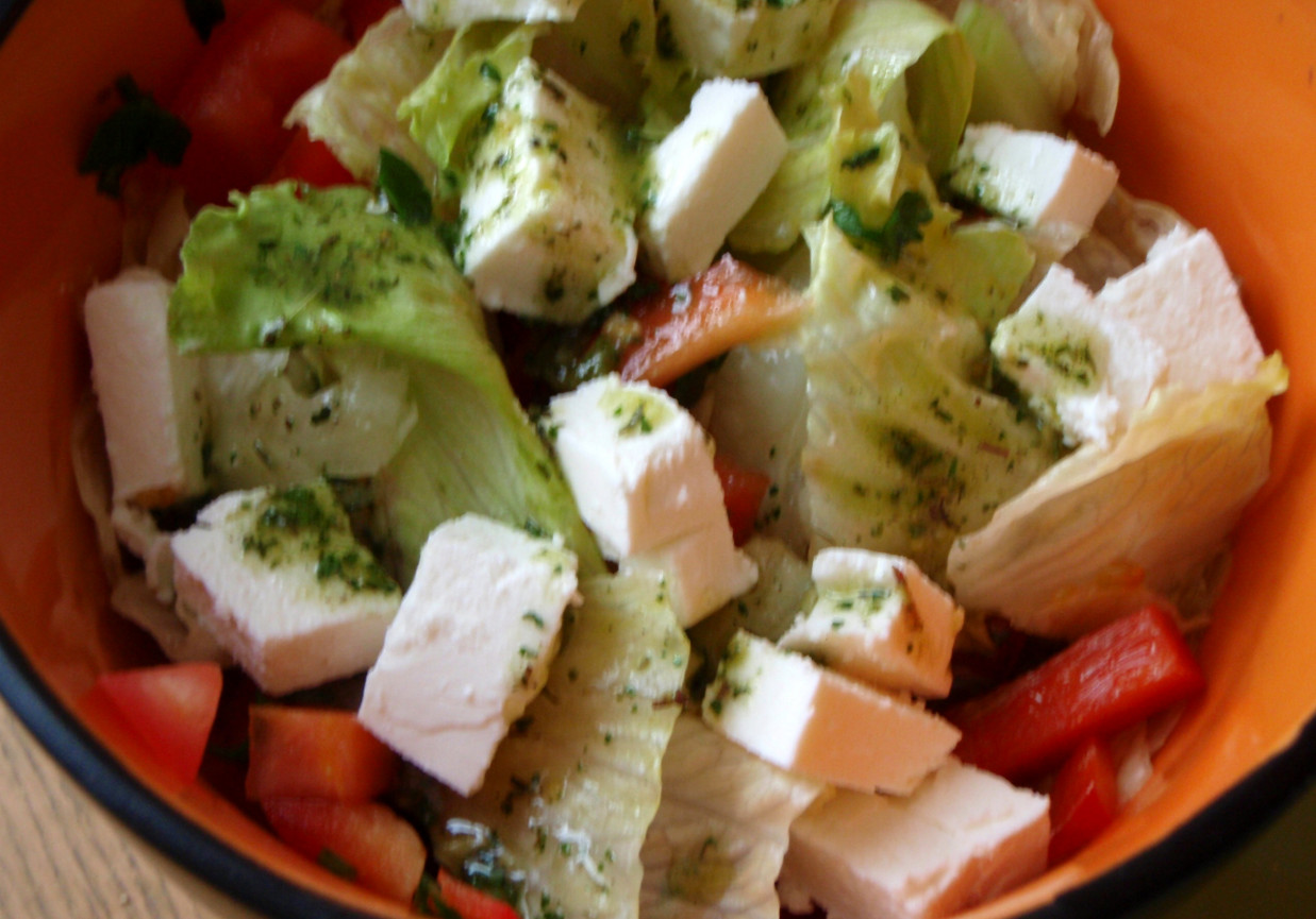 Sałatka z fetą foto