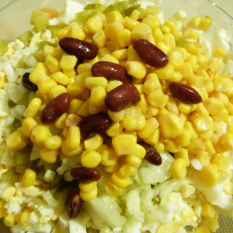 Krok 6 - Sałatka z kukurydzą i czerwoną fasolą  foto