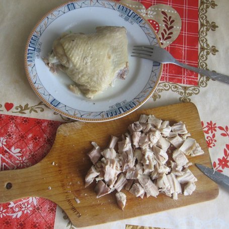 Krok 2 - Sałatka z kuskusem i gotowanym kurczakiem foto