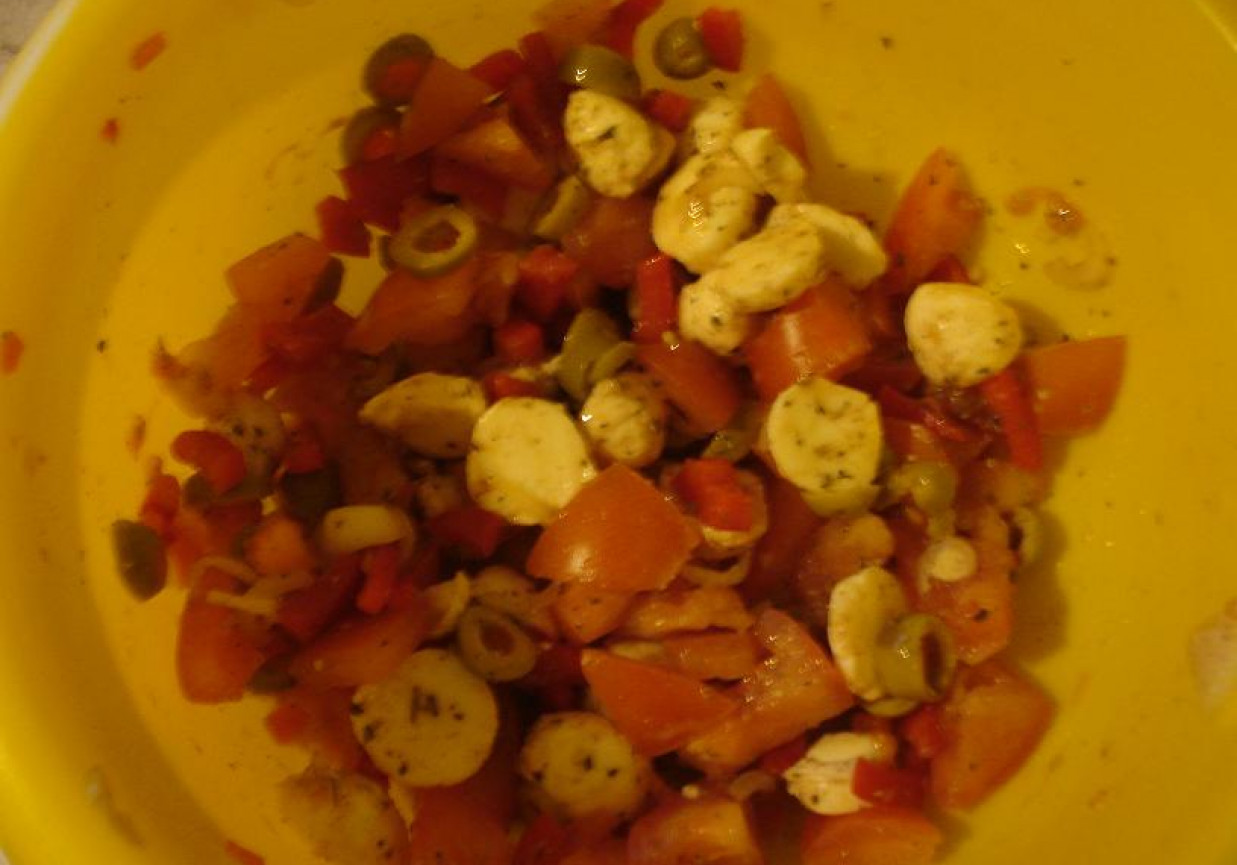 Sałatka z mozarella foto