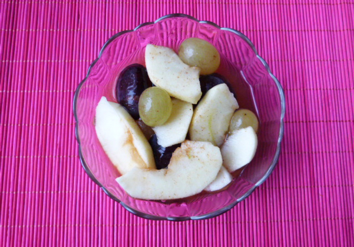 Sałatka z owoców mieszanych foto