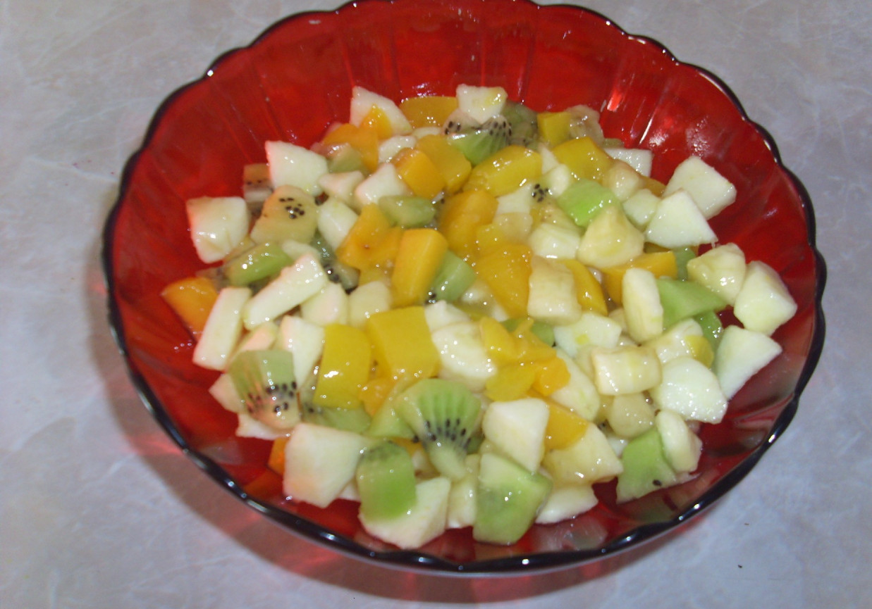 Sałatka z owoców foto