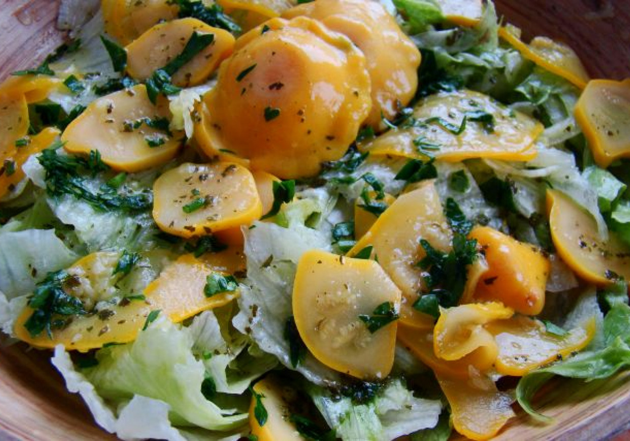 Sałatka  z patisonem foto