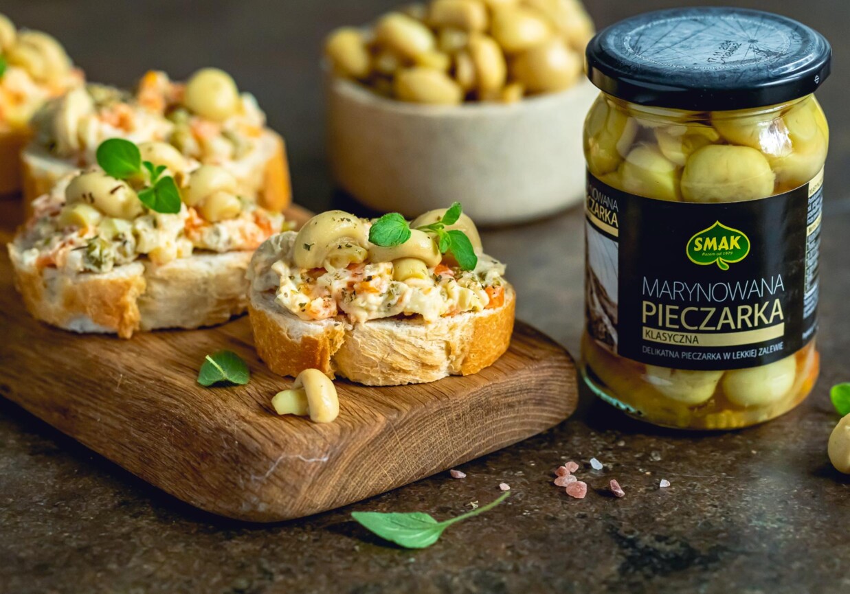 Sałatka z pieczarkami marynowanymi foto