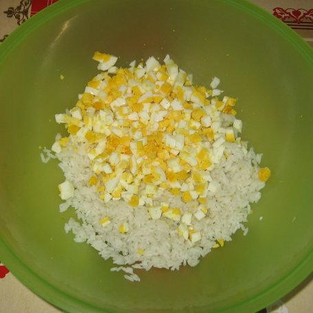 Krok 2 - Sałatka z pieczarkami, porem i ryżem foto