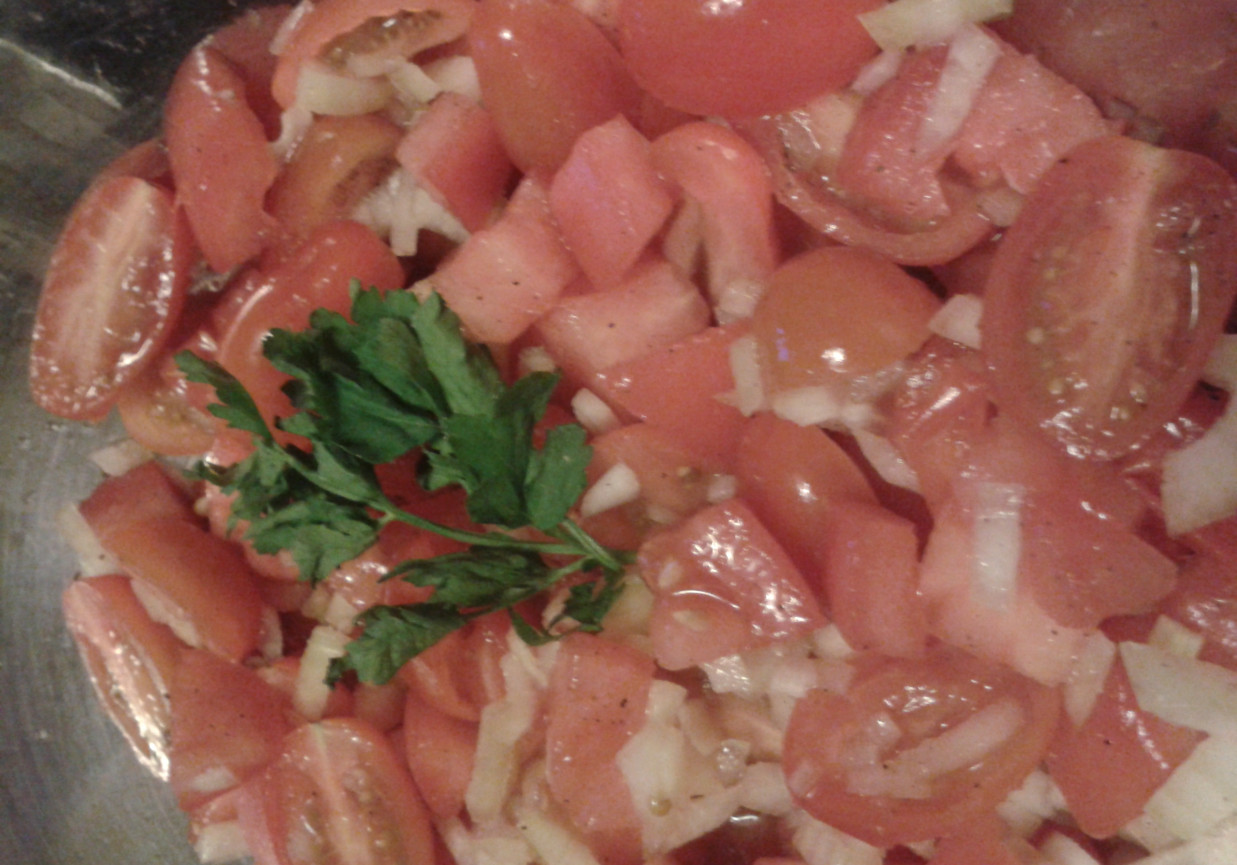 Sałatka z pomidora. foto