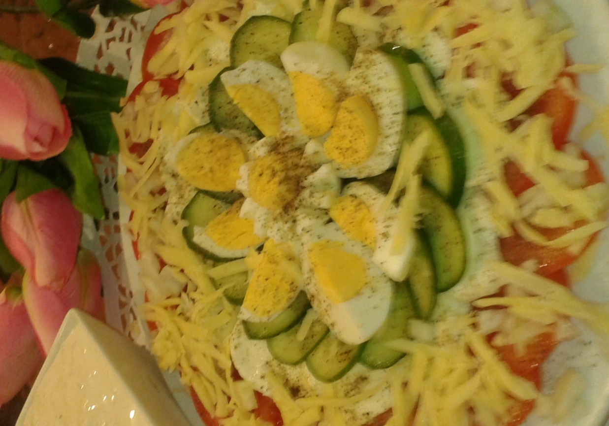 Sałatka z pomidorów i mozzarelli foto