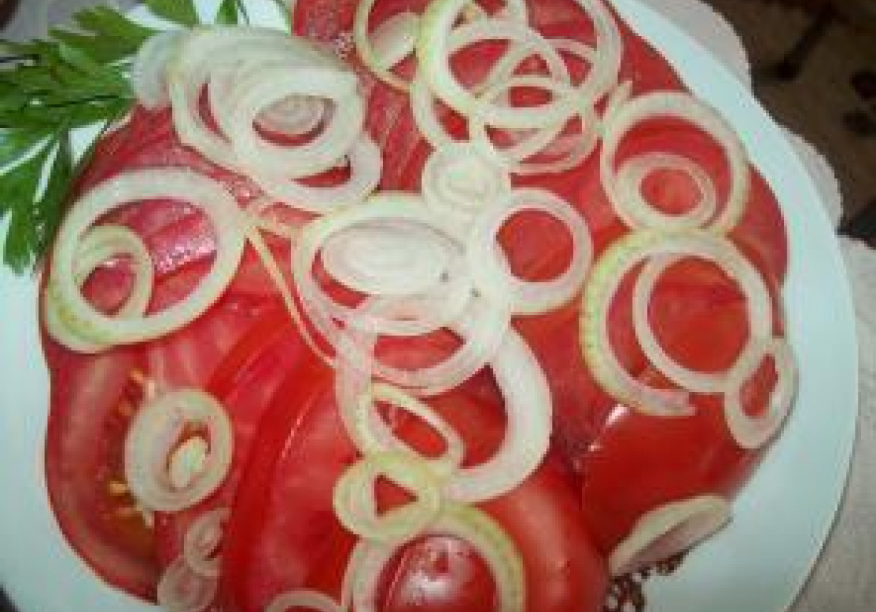 Sałatka z pomidorów foto
