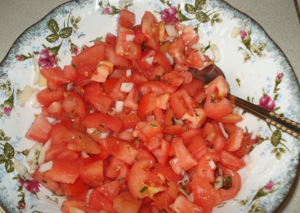 Fotografia przedstawiająca Sałatka  z pomidorów