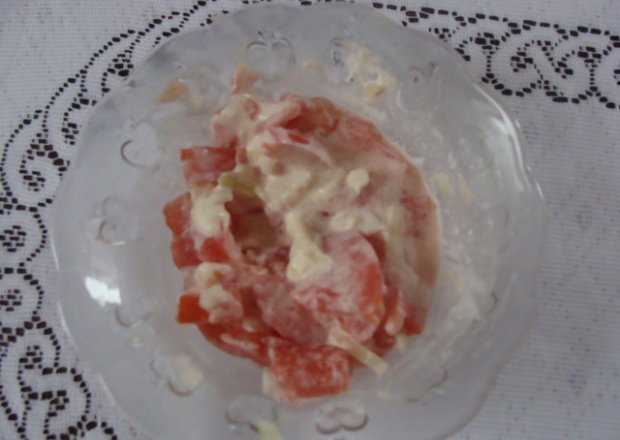 Fotografia przedstawiająca salatka z pomidorow
