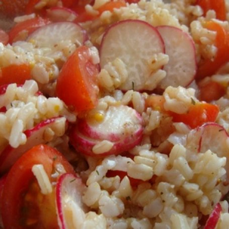 Krok 3 - Sałatka z ryżem i pomidorkami cherry foto