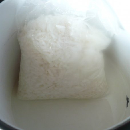 Krok 1 - Sałatka z ryżem foto