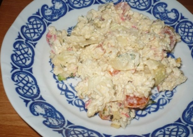 Fotografia przedstawiająca Salatka z ryżem