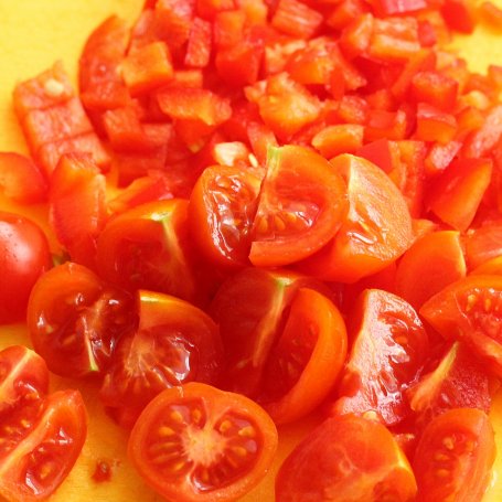 Krok 4 - Sałatka z selera naciowego z mango foto