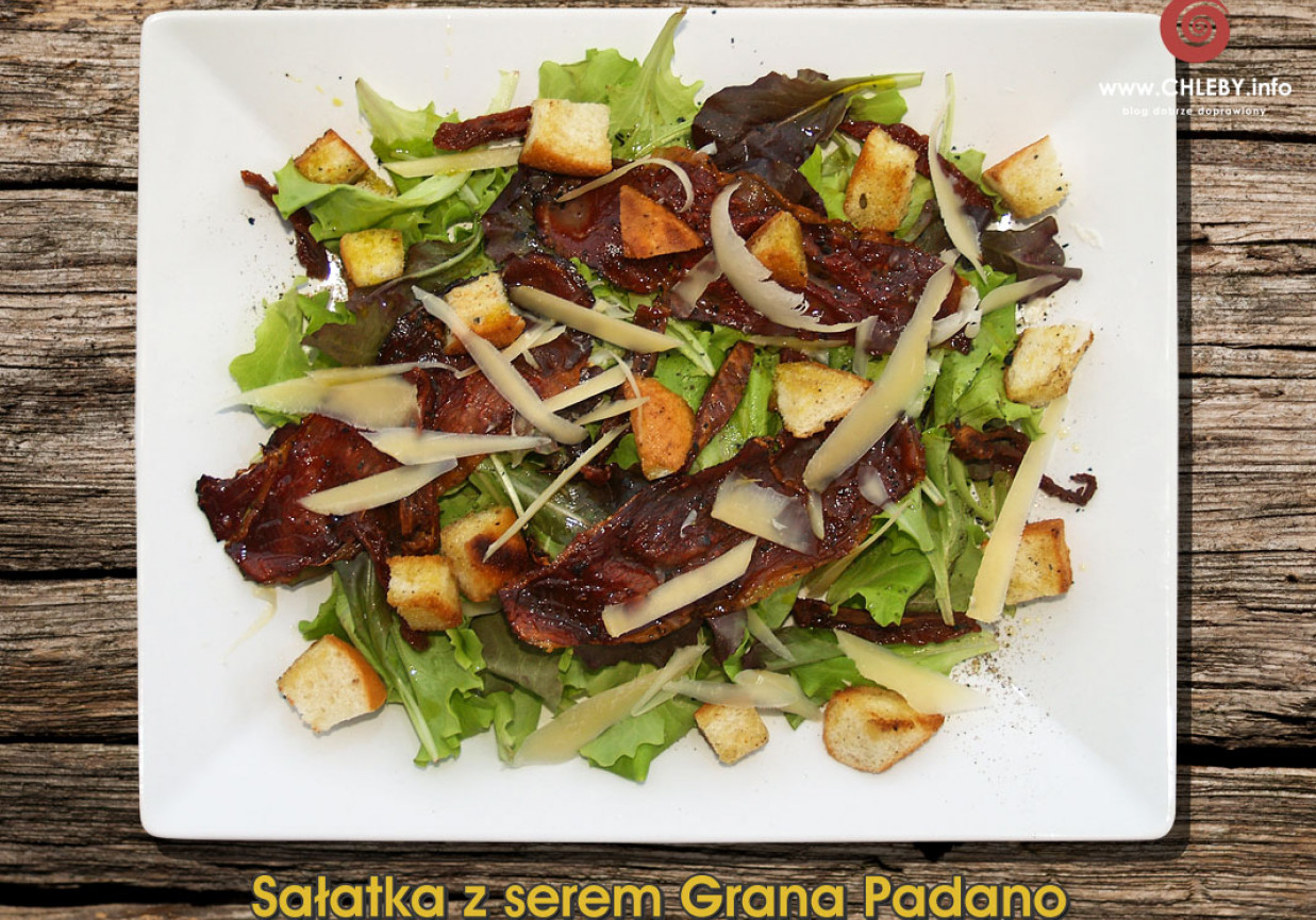 Sałatka z serem Grana Padano foto