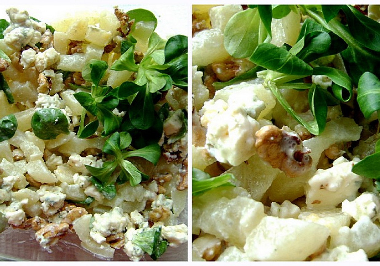 Sałatka z serem pleśniowym, orzechami i gruszką foto