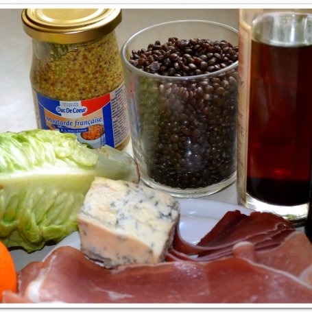 Krok 1 - Sałatka z soczewicą i prosciutto. foto