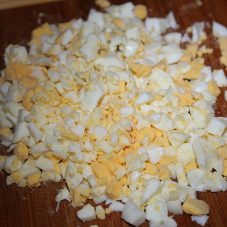 Krok 1 - Sałatka z surimi foto