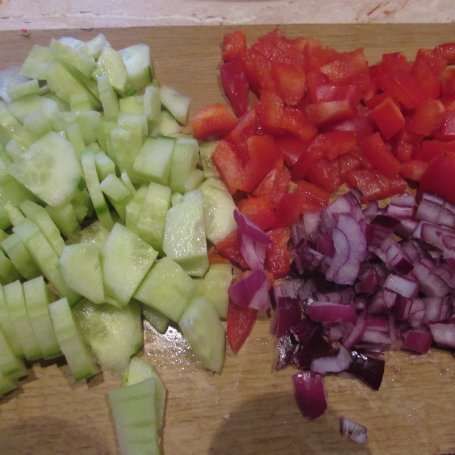 Krok 3 - Sałatka z surimi foto