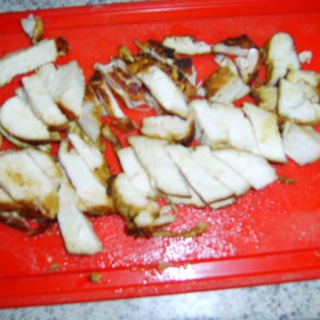 Krok 1 - sałatka ze szpinakiem i kurczakiem foto