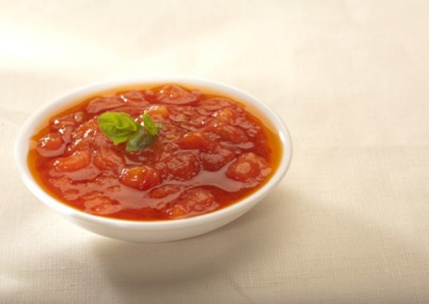 Fotografia przedstawiająca Salsa pomidorowa z kolendrą