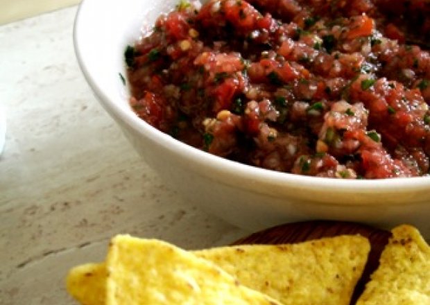 Fotografia przedstawiająca salsa pomidorowa