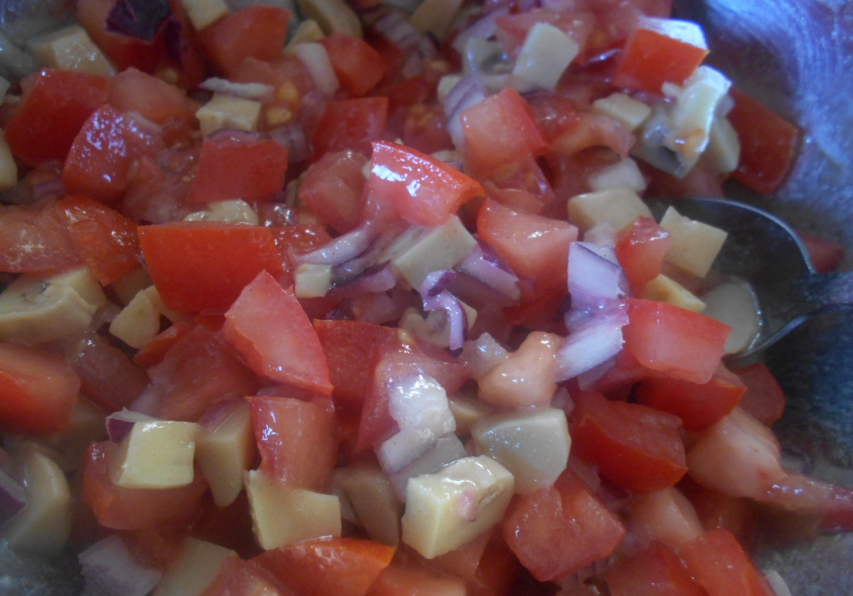 Salsa pomidorowo-pieczarkowa foto