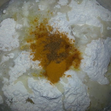Krok 1 - Samosa, pyszne indyjskie trójkątne pierożki foto