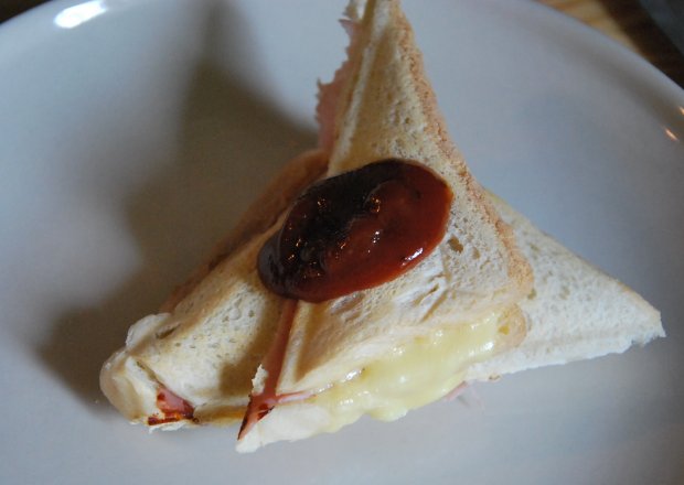 Fotografia przedstawiająca Sandwiche - tost
