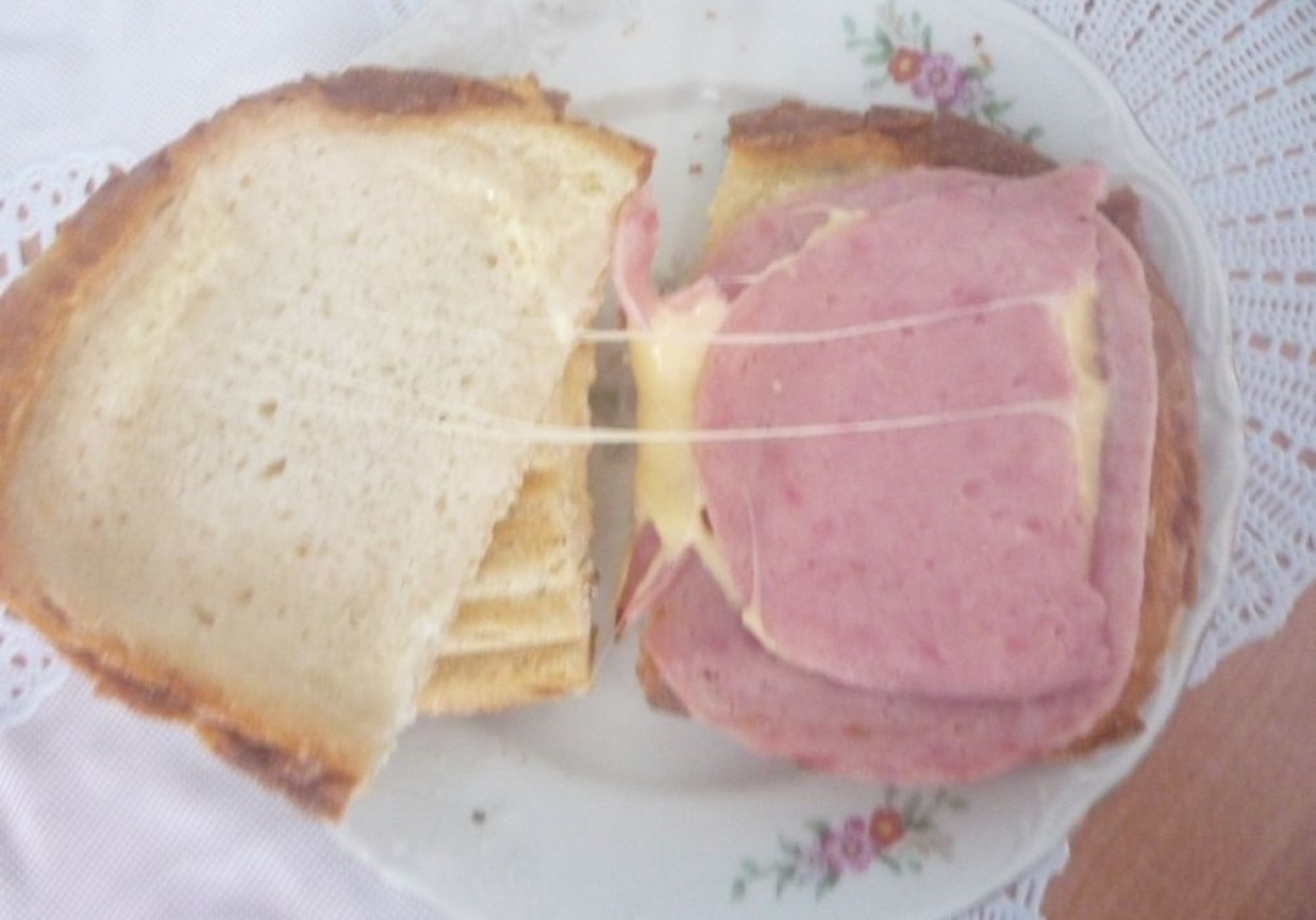 Sandwiche z mielonką foto
