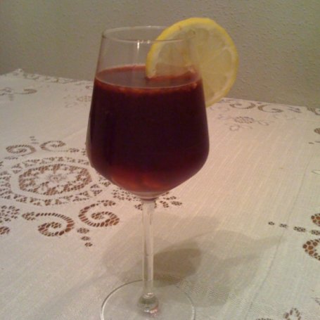 Krok 3 - Sangria - hiszpański napój na czerwonym winie foto