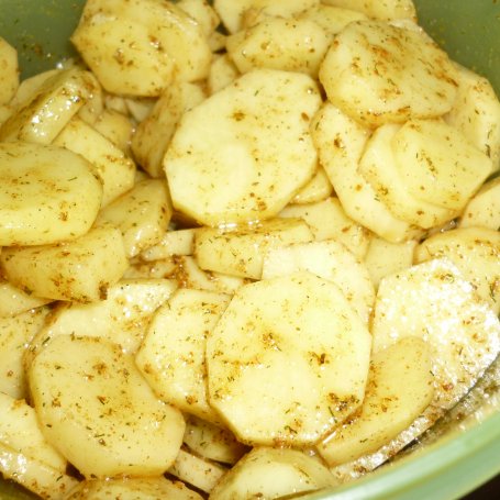 Krok 2 - Schab pieczony z ziemniakami foto