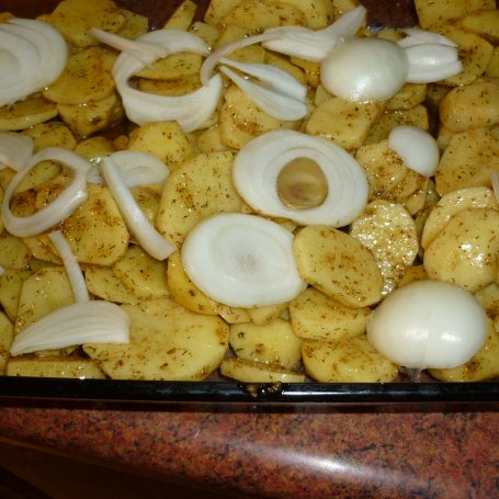 Krok 3 - Schab pieczony z ziemniakami foto