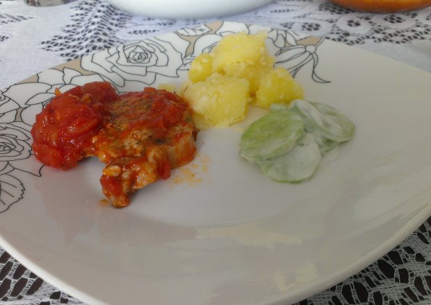 Fotografia przedstawiająca Schab w pomidorach