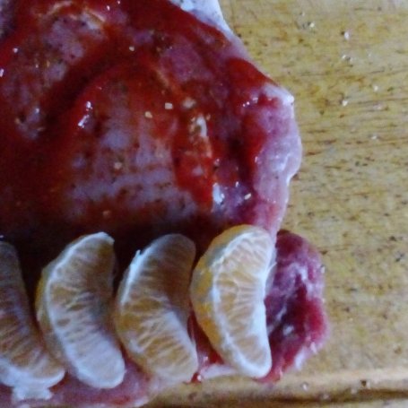Krok 2 - SCHAB Z MANDARYNKĄ I BROKUŁEM W PAPILOTACH foto