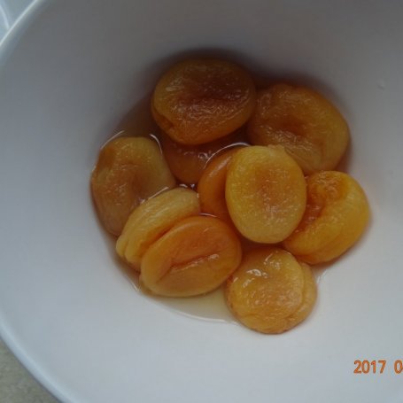 Krok 1 - Schab z morelami i serem brie foto