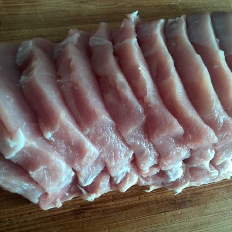 Krok 1 - Schab z pieczarkami i czerwoną czubrycą foto