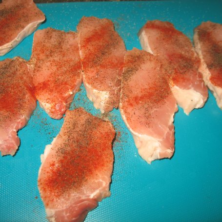 Krok 1 - Schab z pieczarkami i serem foto