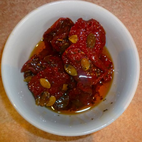 Krok 3 - Schab z suszonymi pomidorami i pestkami dyni z rękawa foto