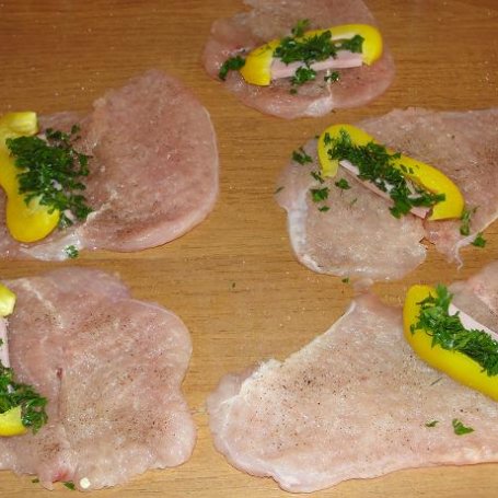 Krok 1 - Schabowe roladki z papryką foto