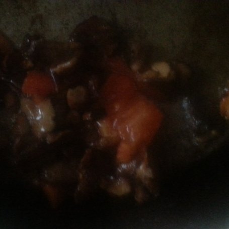 Krok 4 - Schabowe sakiewki  z grzybami , suszonymi pomidorami i serem foto