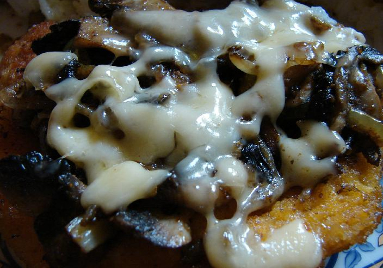 Schabowy pod serową kołderką foto