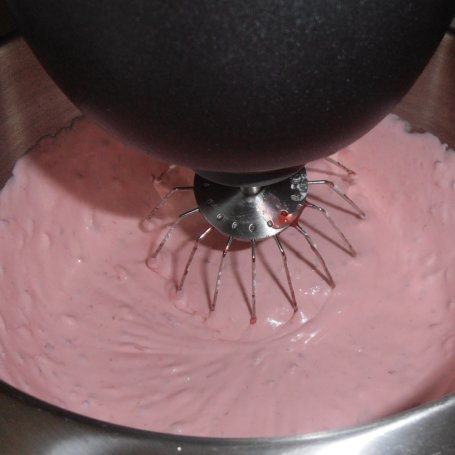 Krok 1 - Semifreddo porzeczkowo-kokosowe z polewą owocowo-czekoladową foto