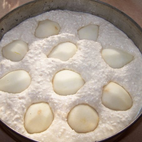 Krok 6 - Ser i gruszki smaczny duet, czyli ciasto pieczone i długo chłodzone :) foto